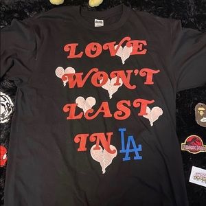 Heavyweight Graphic tee (LWLILA)